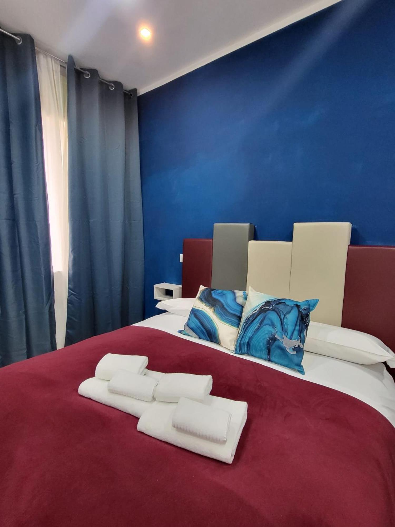 New Era Rooms Неаполь Экстерьер фото
