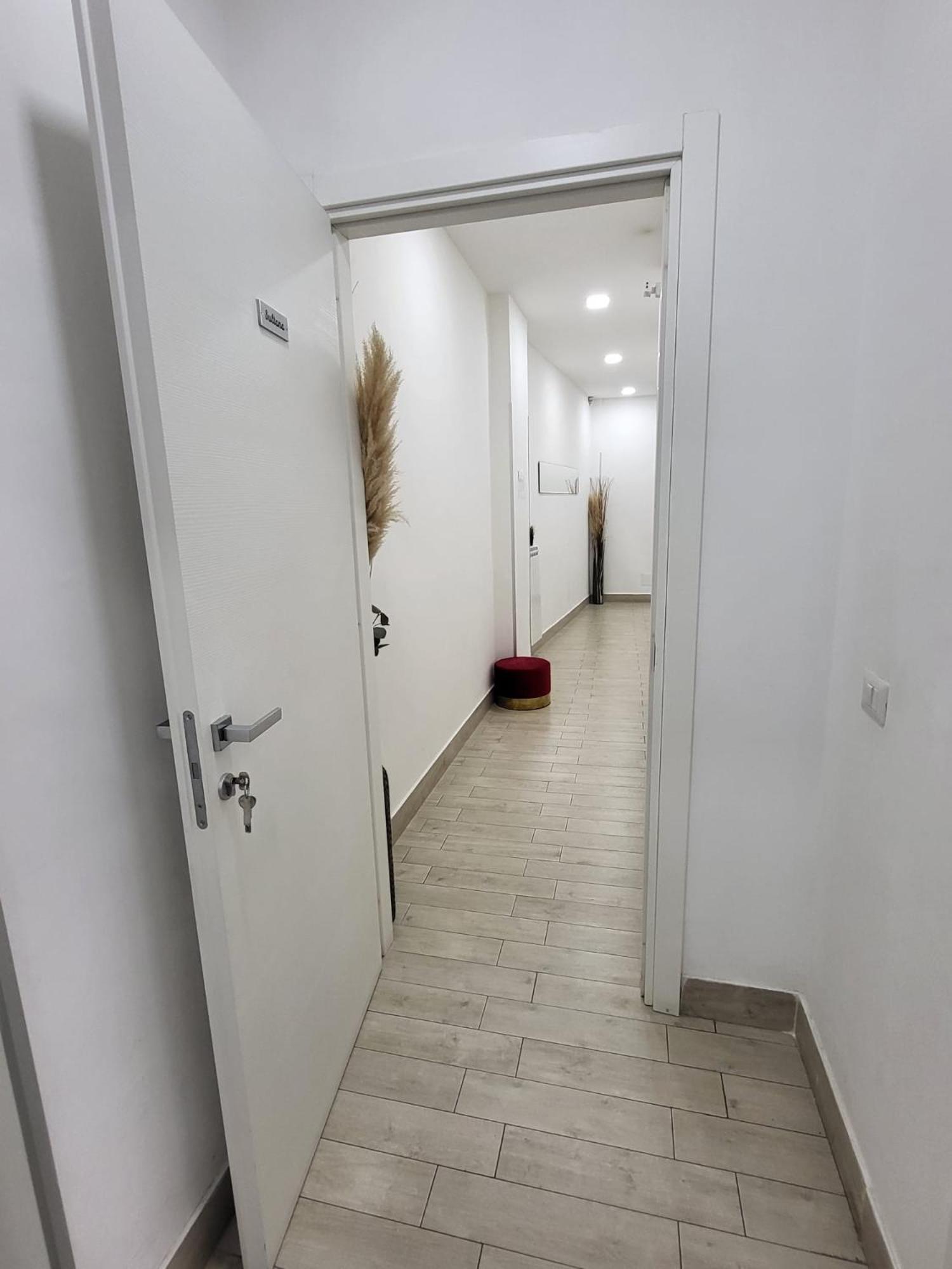 New Era Rooms Неаполь Экстерьер фото